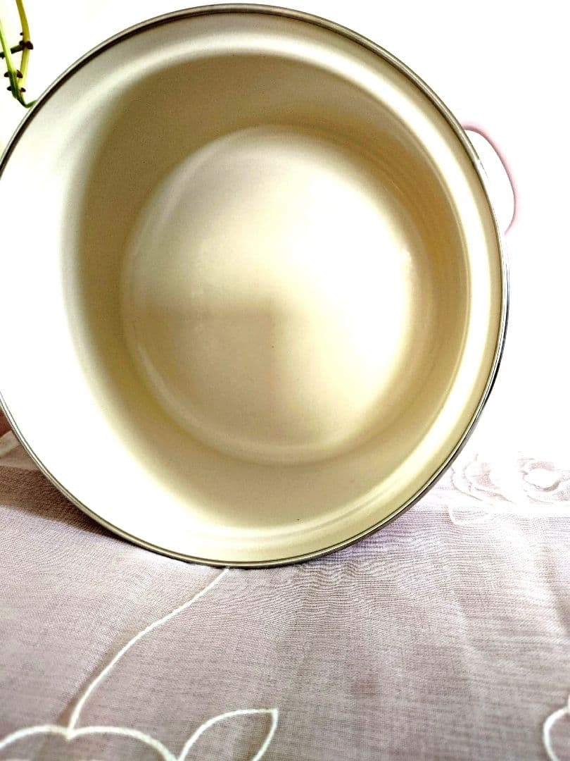 ル・クルーゼ(Le Creuset) キャセロール 20cm シェルピンク