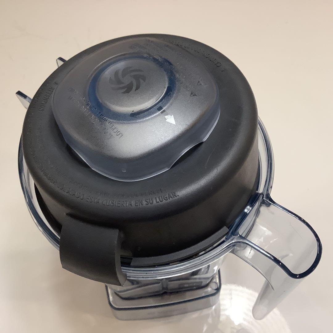 Vitamix ホワイトブレンダー　MODEL VM0111
