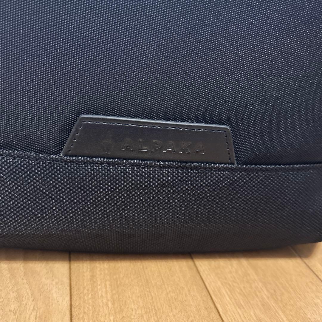 ALPAKA ブラック ショルダーバッグ