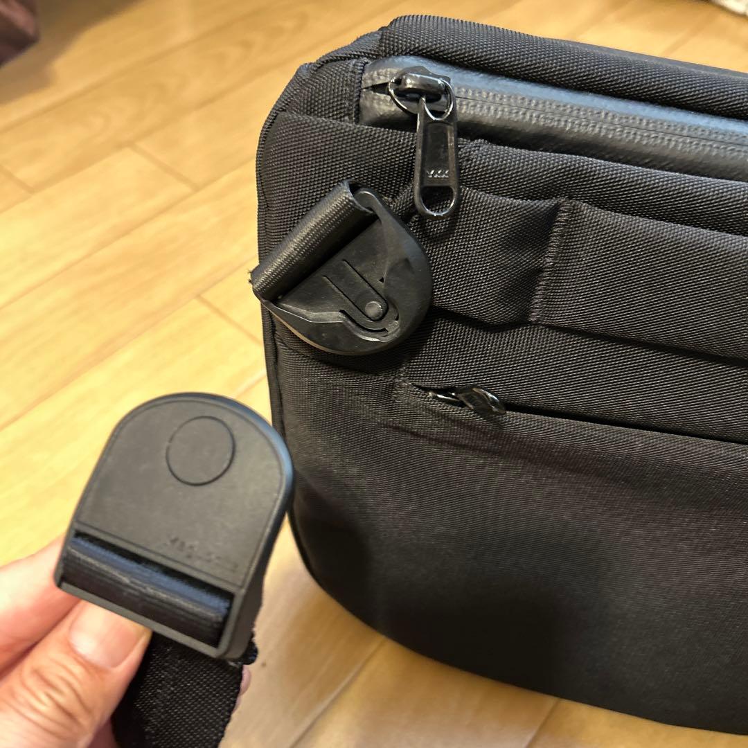 ALPAKA ブラック ショルダーバッグ