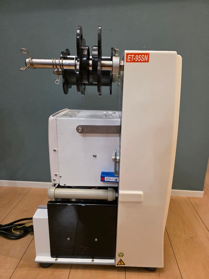 Y Fang カップ シーラー機(台湾製)