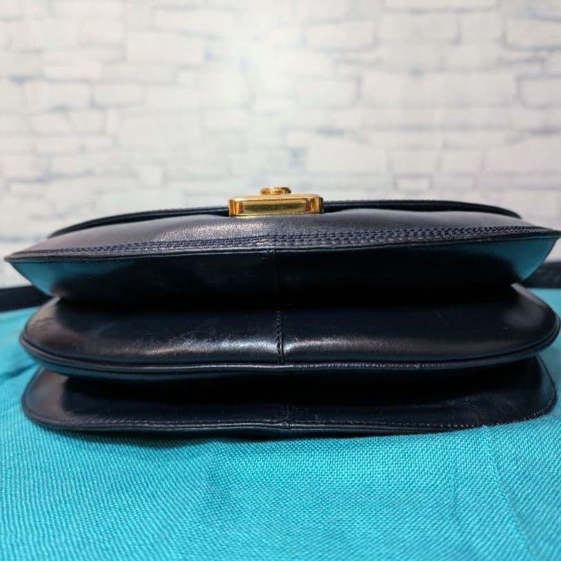 ♥まこ♥美品♥ ロエベ ショルダー アナグラム レザー OLD LOEWE