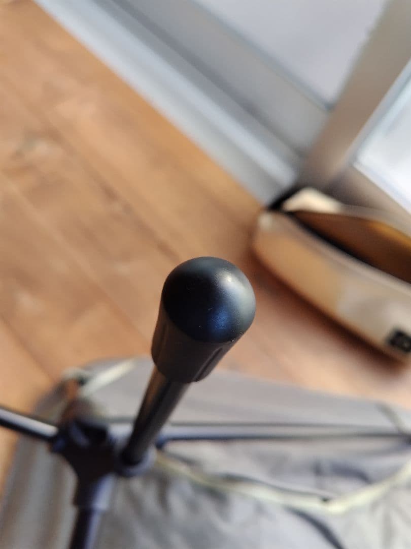 ヘリノックスチェアワン　タクティカル　デザートタン　ホームデコ＆ビーチ　グラベル