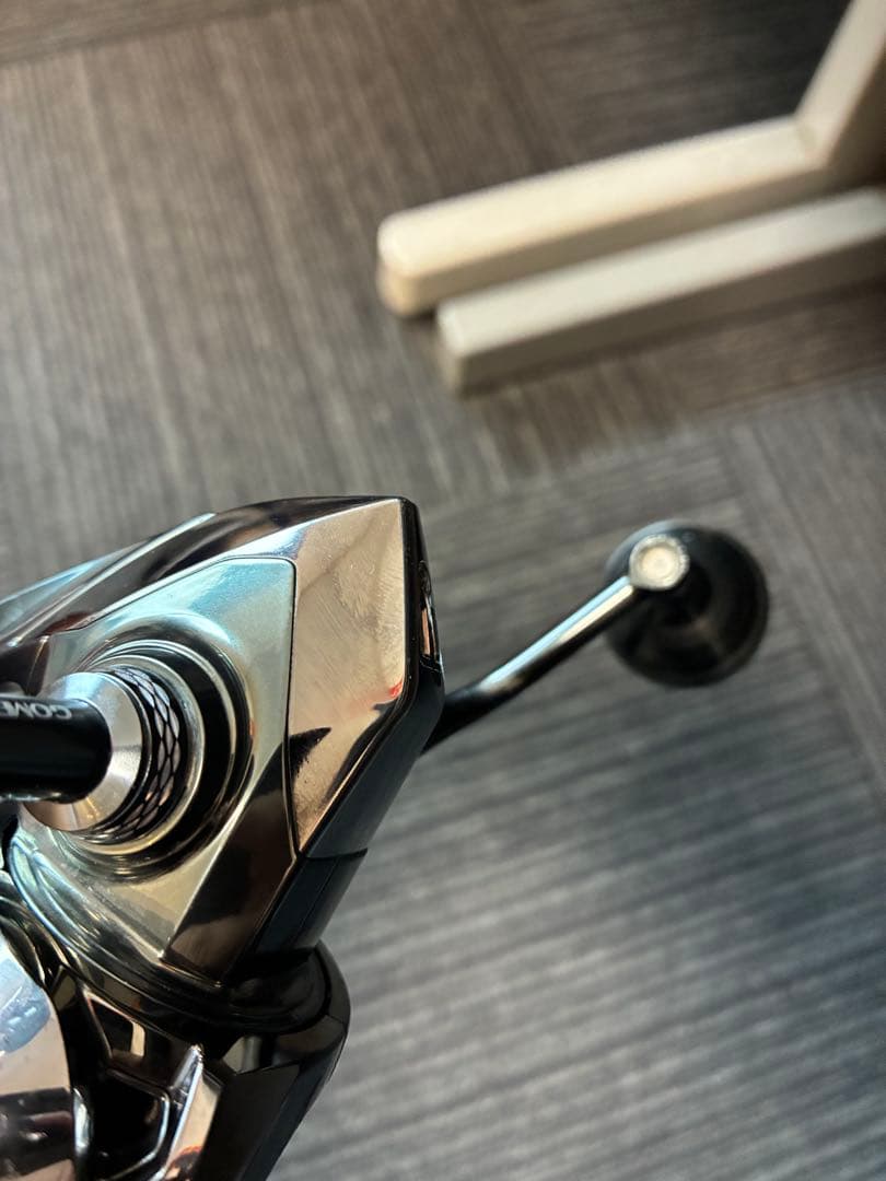 22ステラ4000xg ゴメクサスリールスタンド付　2023年8月製造対策品