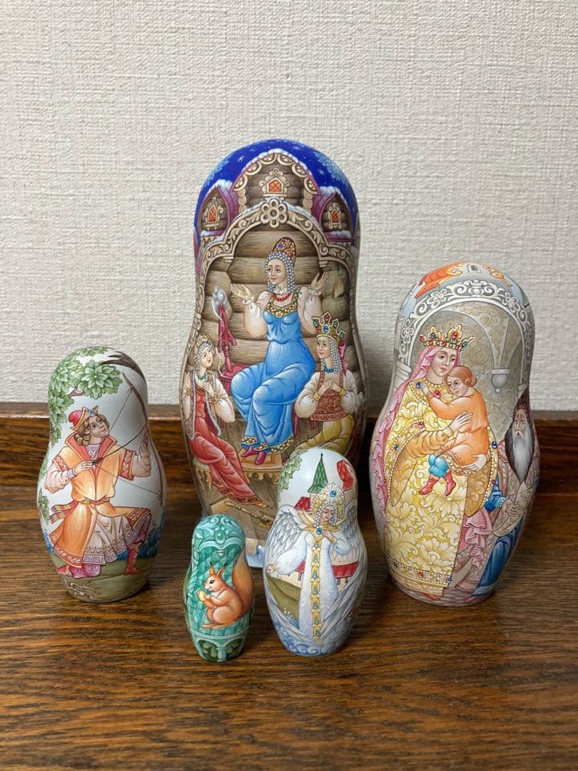 ロシア雑貨☆ プーシキン原作「サルタン皇帝」民話マトリョーシカ(5P)オルガ作