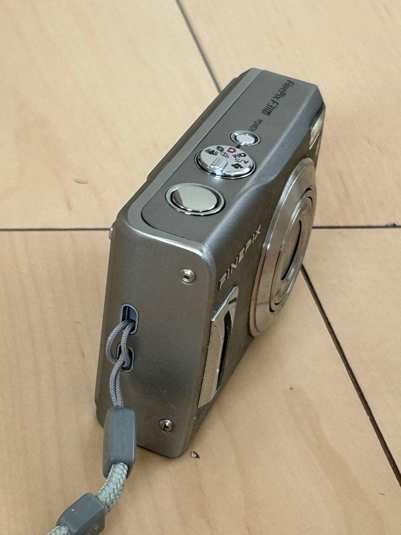 FUJIFILM FinePix F31fd コンパクトデジタルカメラ