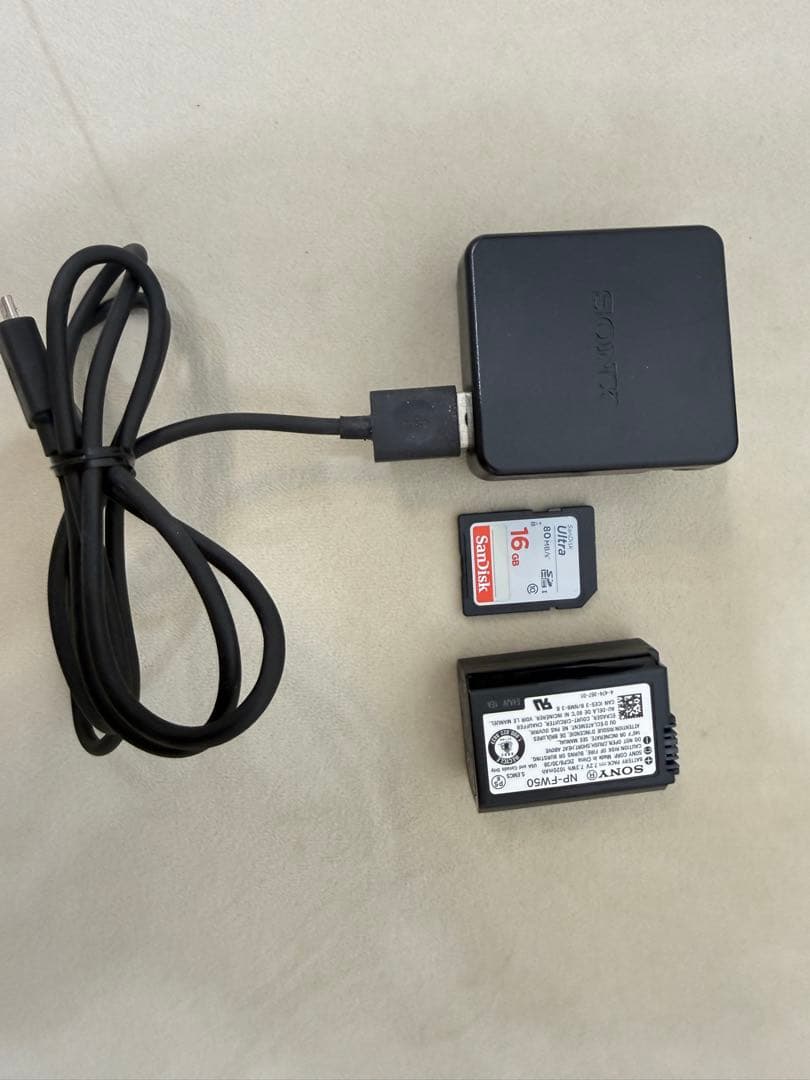 SONY α5000☆WiFi機能搭載☆多機能ミラーレス一眼レフ