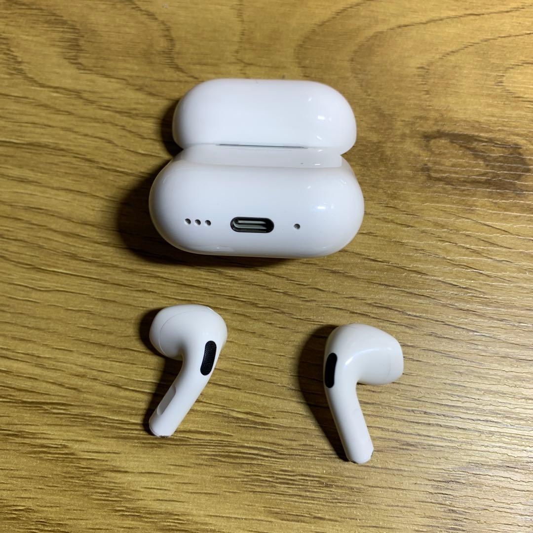 Apple AirPods 第4世代　ANCノイズキャンセリング付き