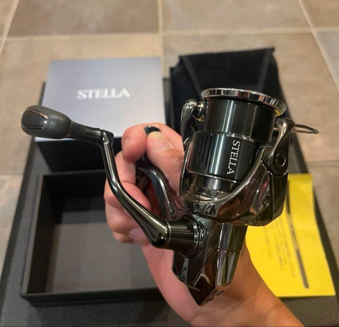 シマノ　22ステラC3000MHG 極美品