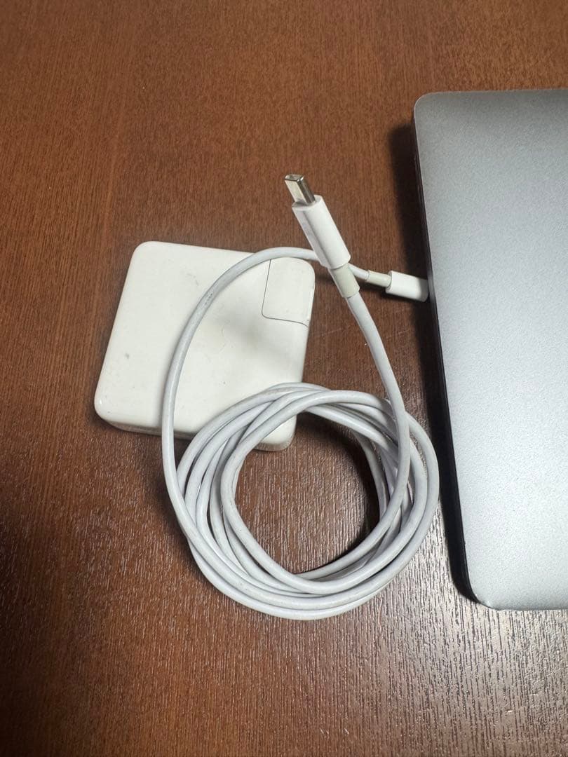 MacBook Pro 2018 13型 i5 128GB 中古