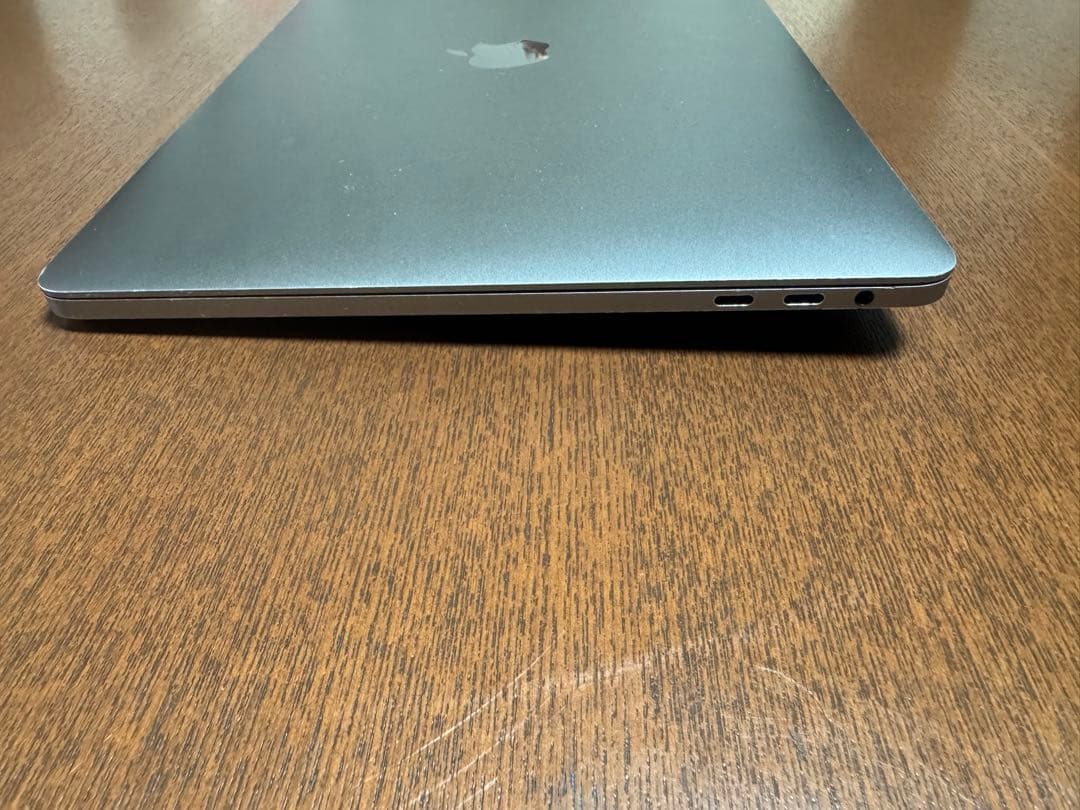 MacBook Pro 2018 13型 i5 128GB 中古