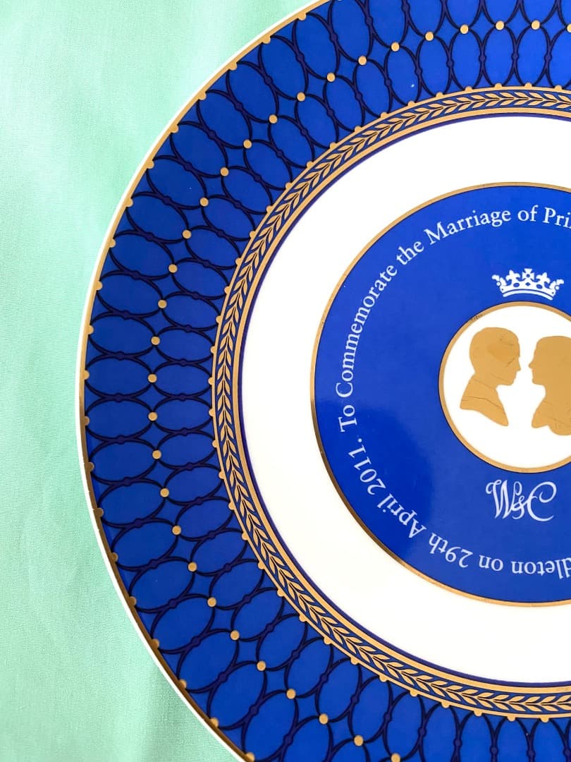 ウェッジウッド　ウィリアム王子御成婚記念 陶磁器皿