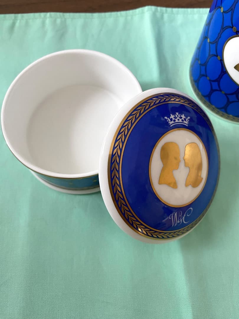 ウェッジウッド　ウィリアム王子御成婚記念 陶磁器皿