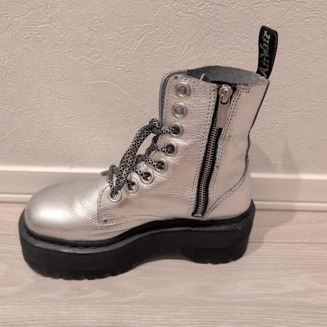 Dr.Martens JADON MAX 8ホール シルバー UK4