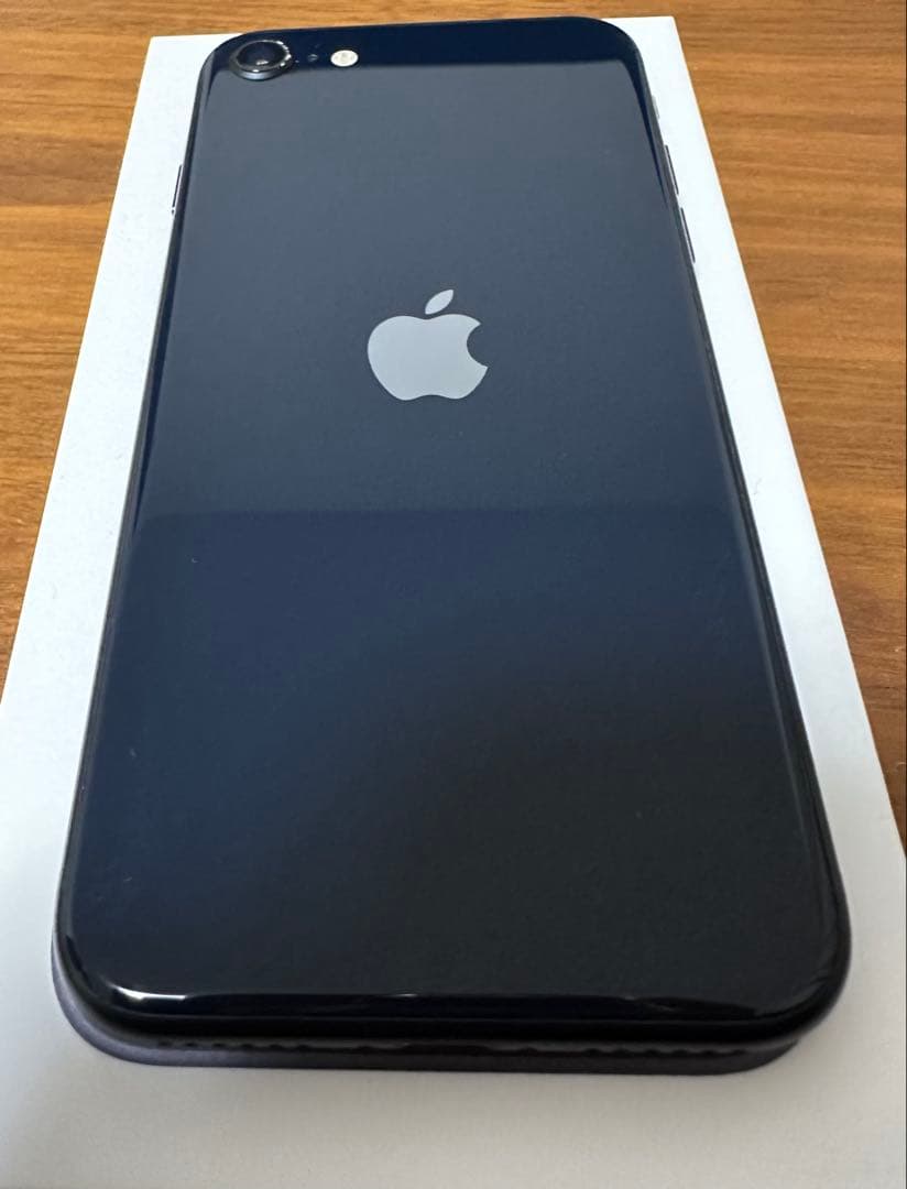iPhoneSE(第3世代)64GB<ミッドナイト>