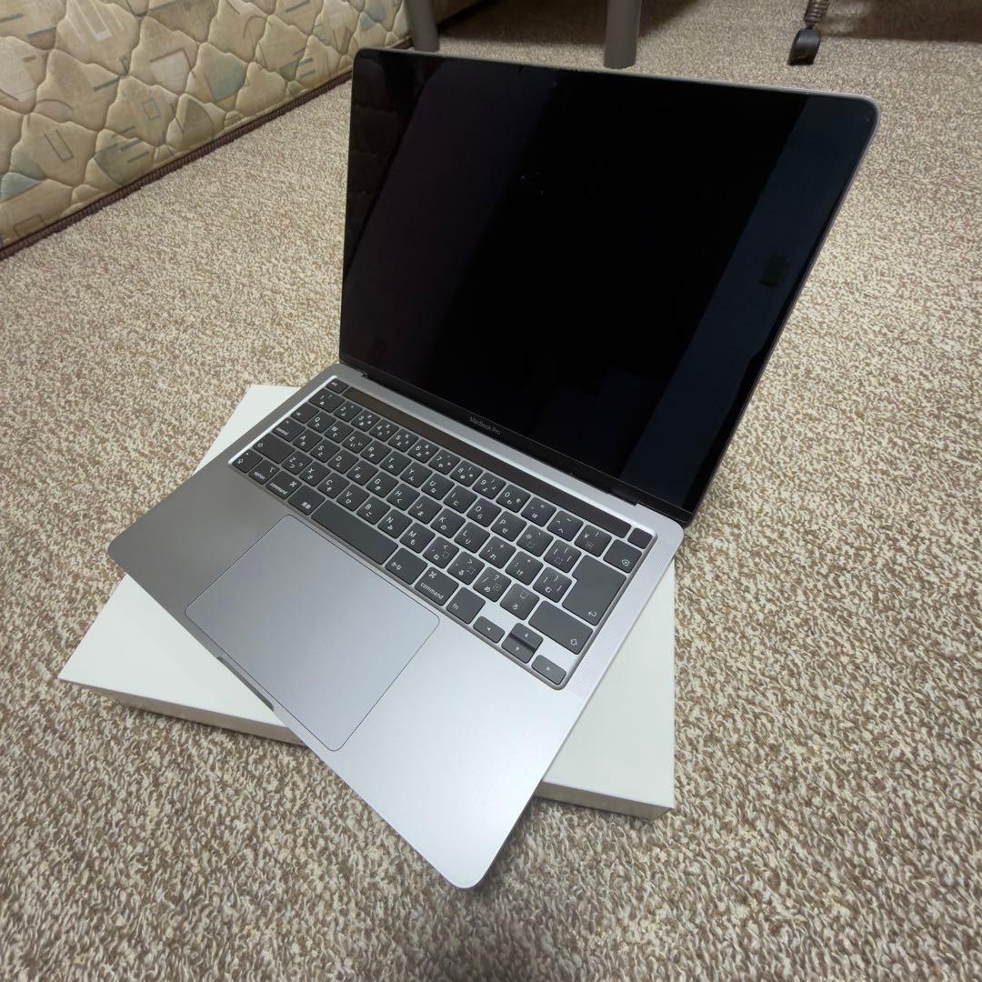13インチ　MacBook pro 2020モデル　スペースグレイ