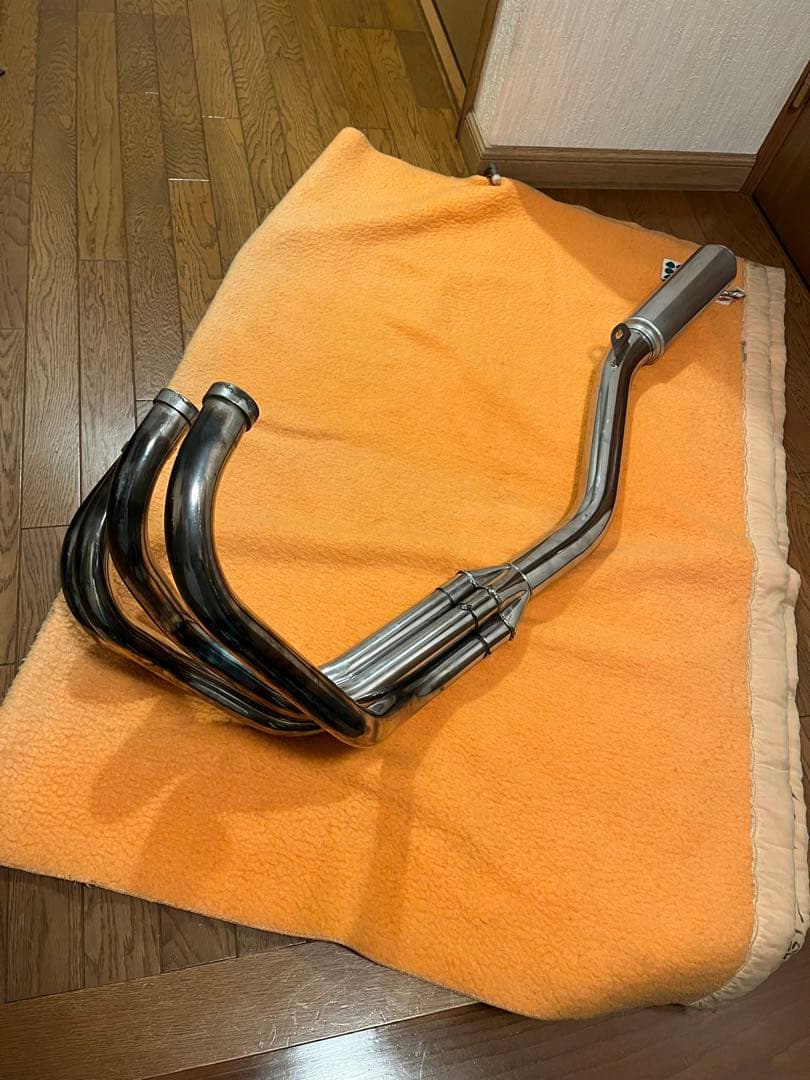 しばっち、cb750fヨシムラサイクロンマフラー