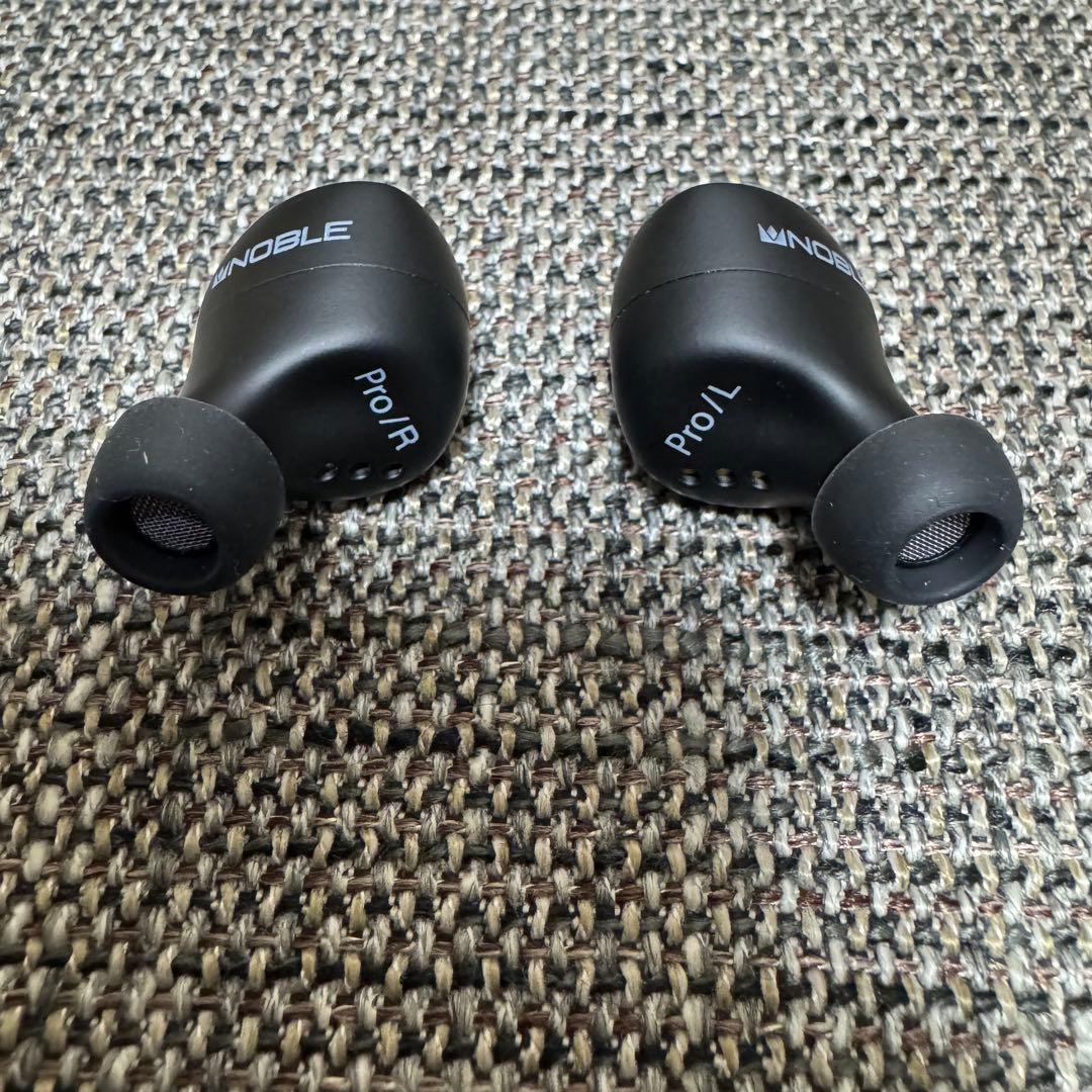 美品　Noble FALCON PRO ワイヤレスイヤホン