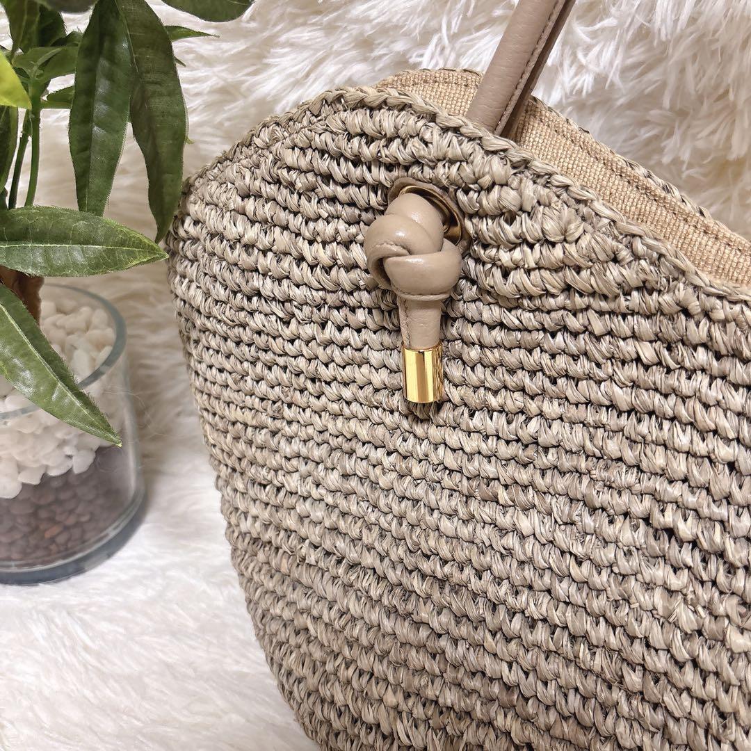 VIOLAdORO ツイストハンドルリップ型ラフィアカゴバッグ　肩掛け可