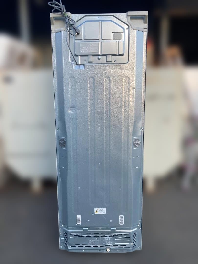 状態良好！東芝 3ドア冷凍冷蔵庫 GR-V33SC（WU）326L 2023年製