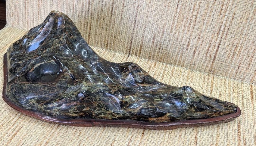 遠山石　鑑賞石　飾り石　古美術　時代物　台座付　水石　横幅60㌢　盆石　置物　石