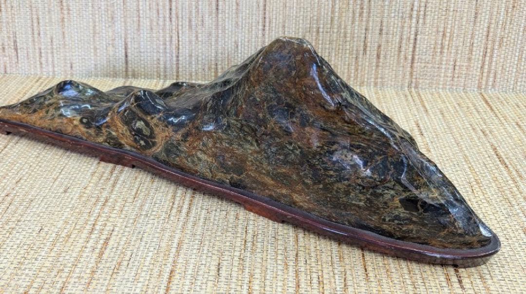 遠山石　鑑賞石　飾り石　古美術　時代物　台座付　水石　横幅60㌢　盆石　置物　石