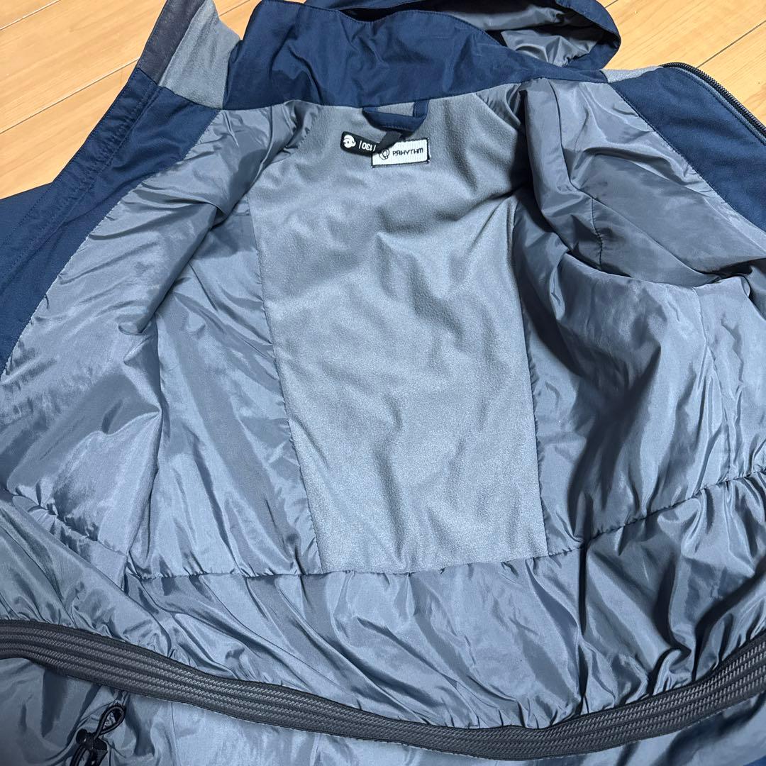 国産ウェア　キッズ　スノーボードウェア　130 プリズム