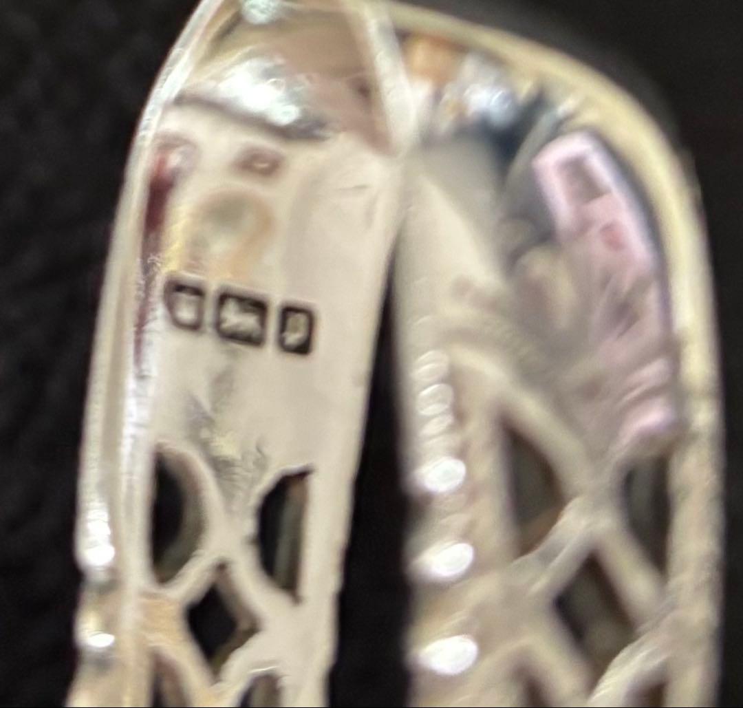 英国製　アンティーク　純銀　シュガートング　透かし彫り