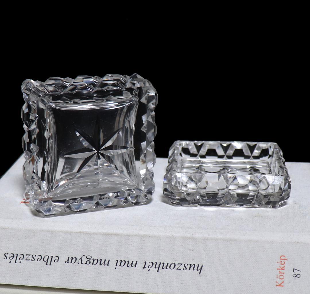 オールド・バカラ 珍品 スクエア型切子蓋物 ダイヤモンドカットディアマン小物入れ