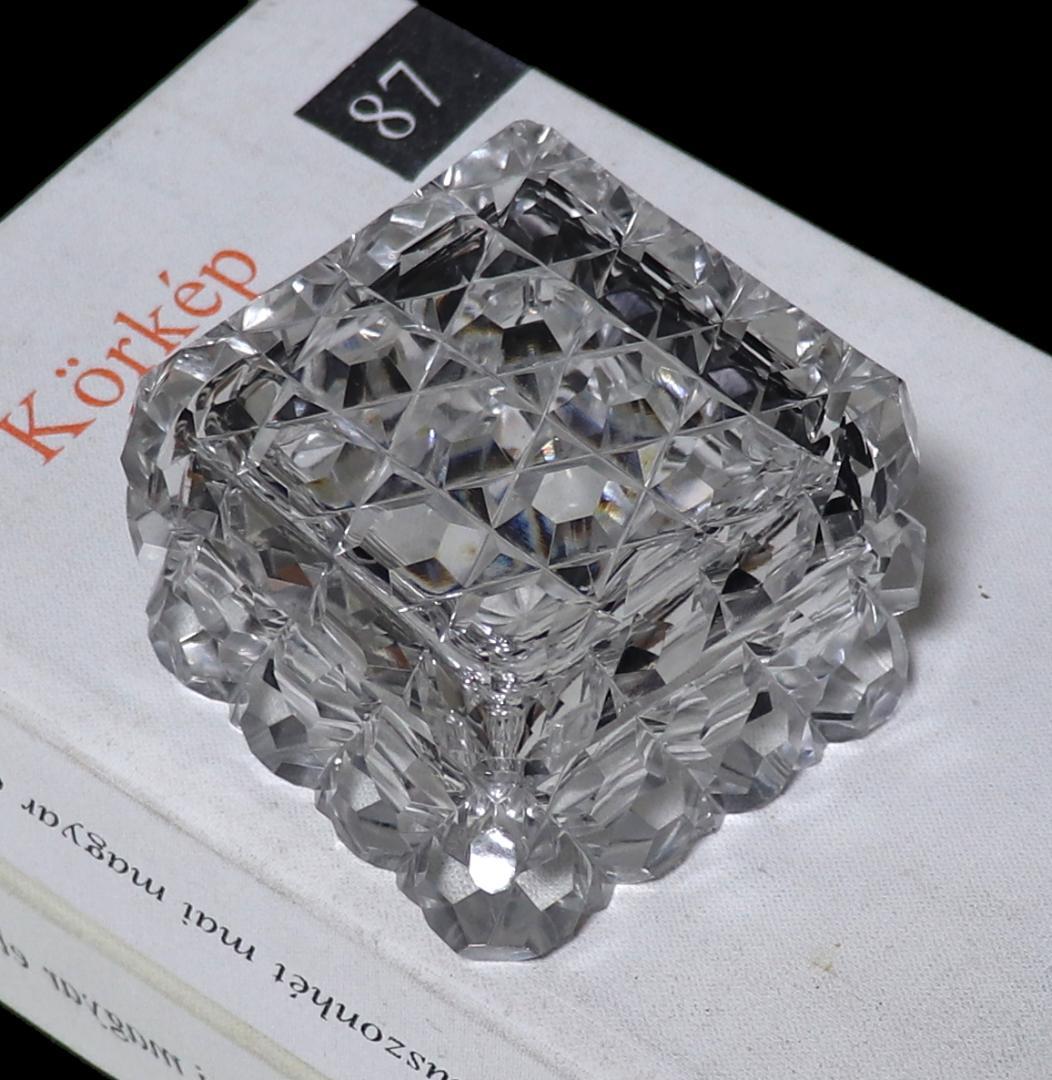 オールド・バカラ 珍品 スクエア型切子蓋物 ダイヤモンドカットディアマン小物入れ