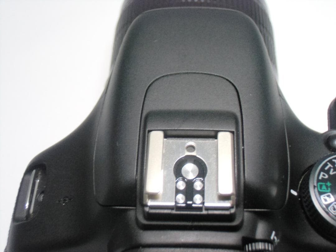 Canon EOS Kiss X5　B058