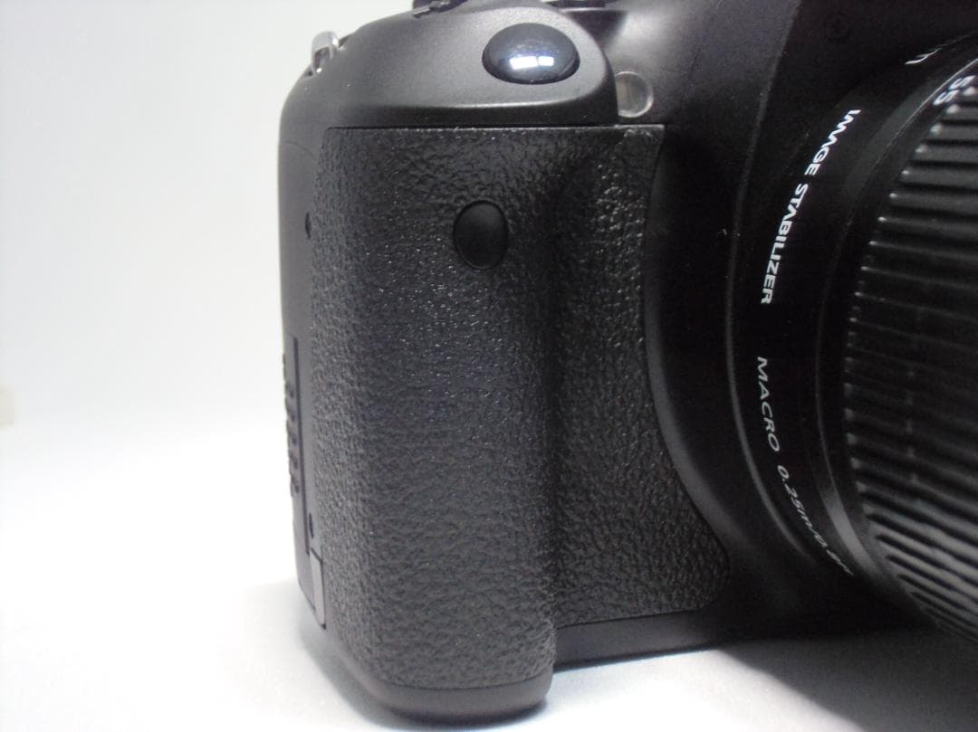 Canon EOS Kiss X5　B058