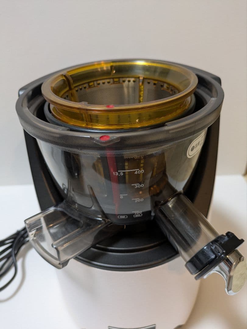 キッチン家電 Kuvings Whole Slow Juicer EVO-820