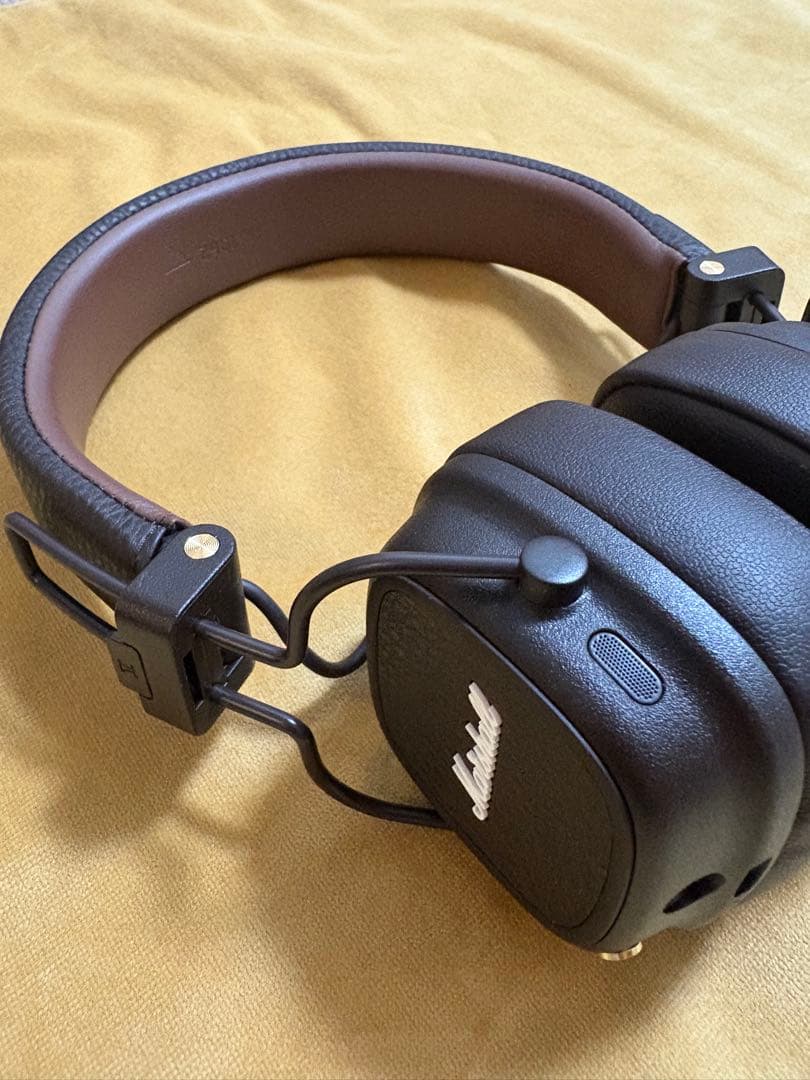 Marshall ワイヤレスヘッドホン Major V ブラウン