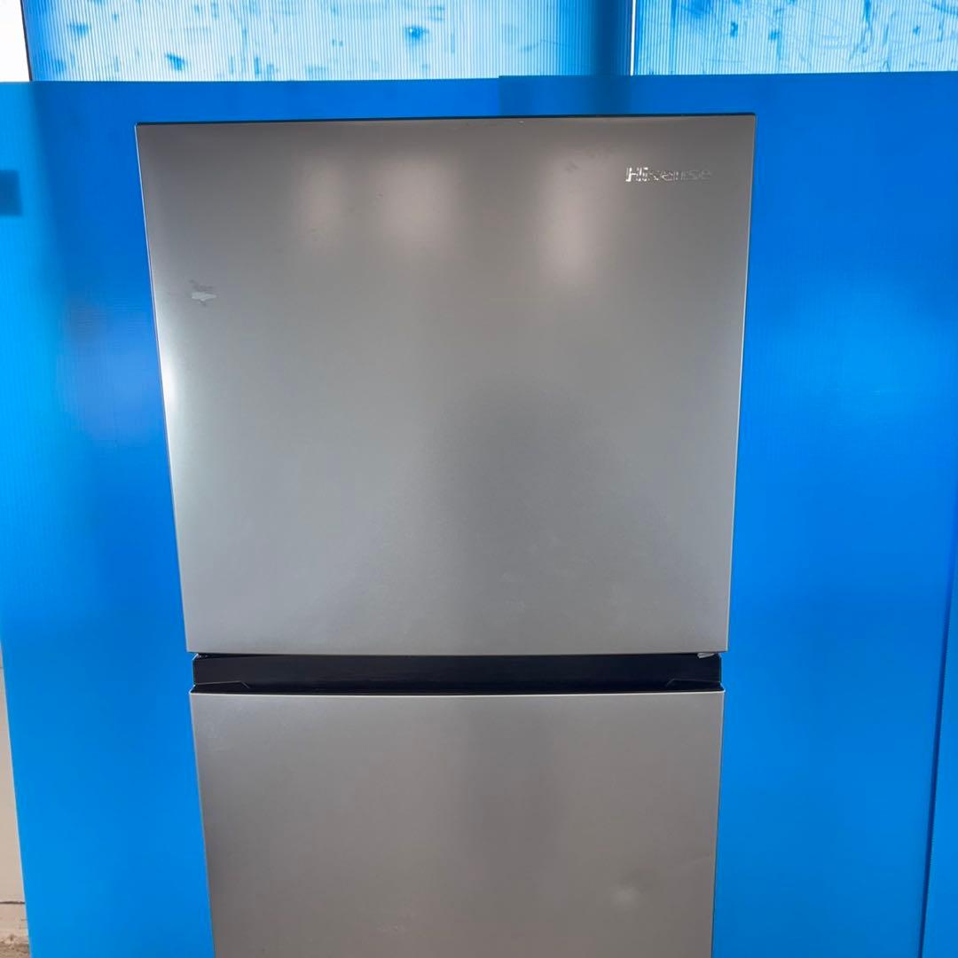 731 2024年製　中型冷蔵庫　200〜300L 小型　一人暮らし　2ドア