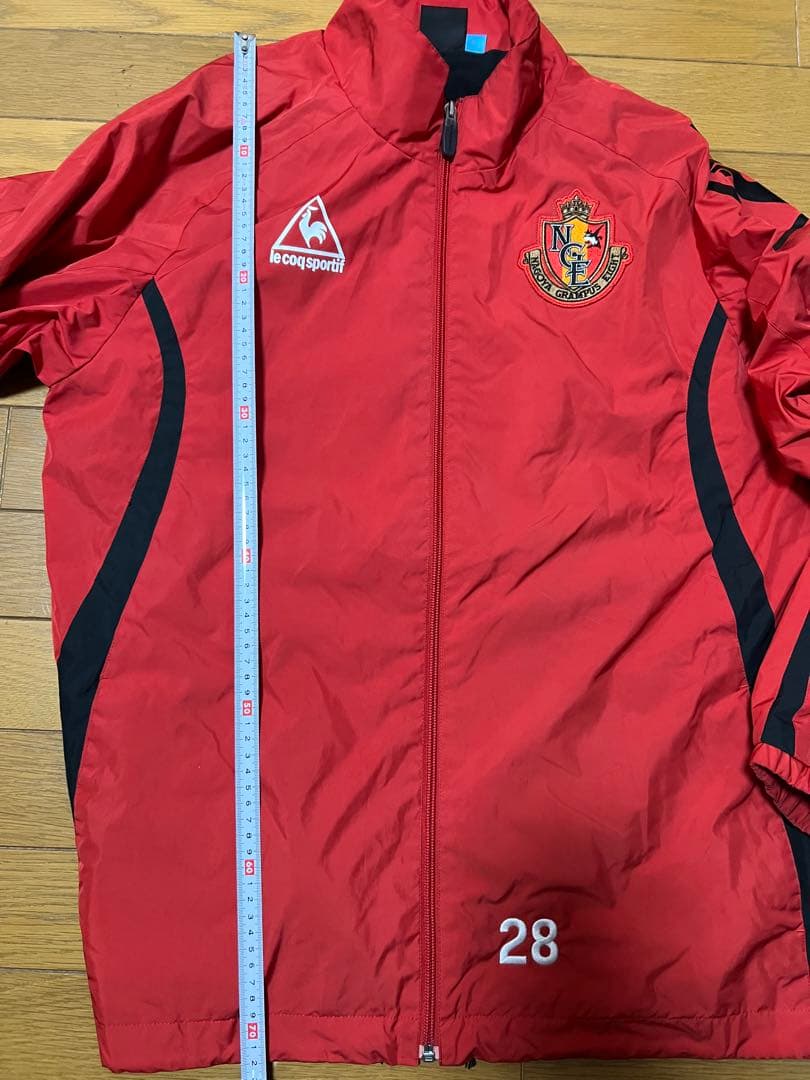 名古屋グランパス ウィンドブレーカー　ジャージ セットアップ