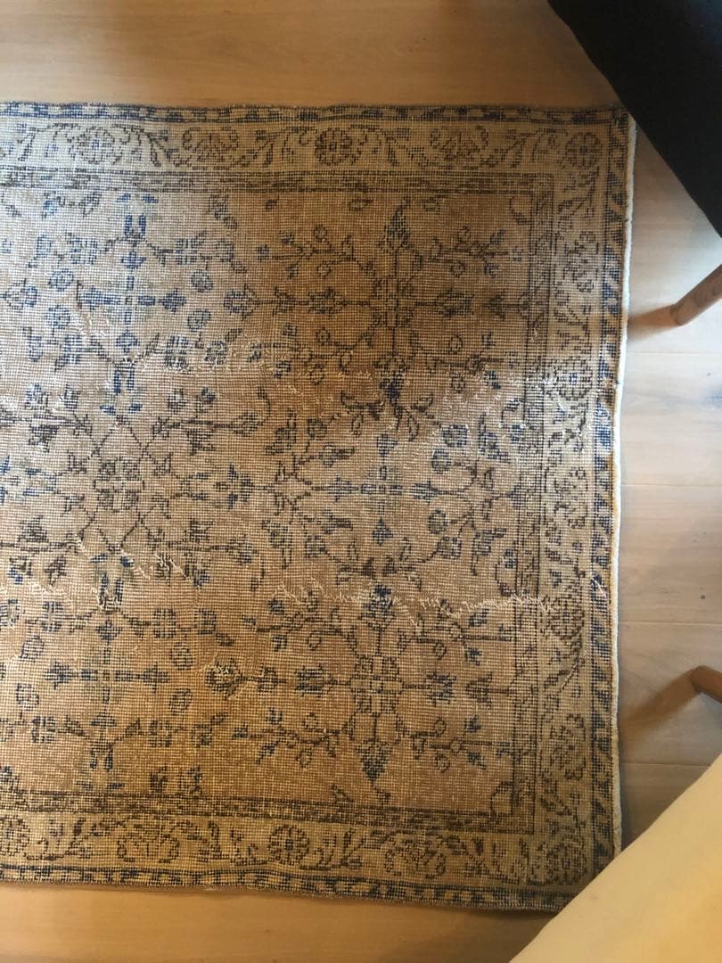 ヴィンテージラグ　くすみアプリコット　トルコ　ボタニカルフローラル　ウォッシュ