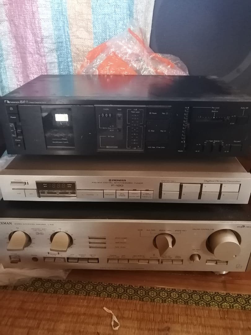 ターンテーブル＆カセットデッキ