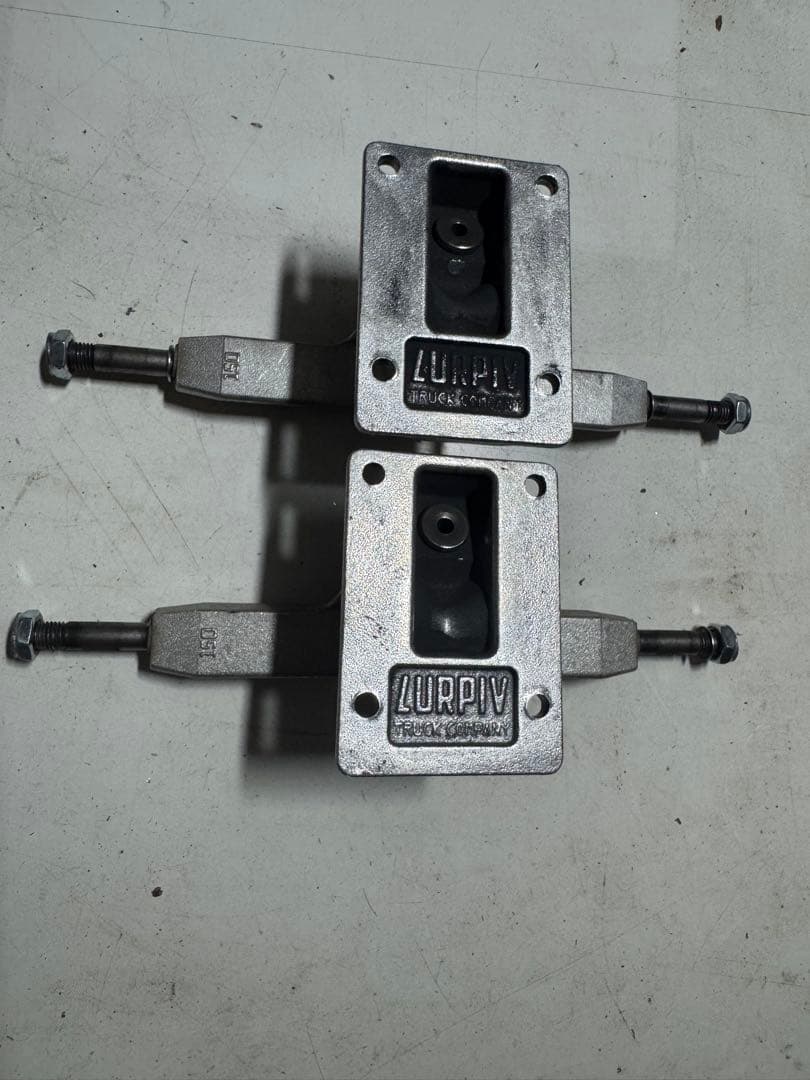 LURPIV TRUCK ラーピヴ トラック HOLLOW 150