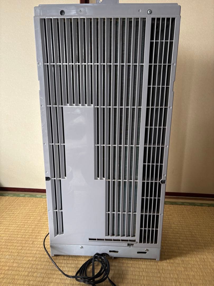 トヨトミ ルームエアコン•TIW-A160L 21年