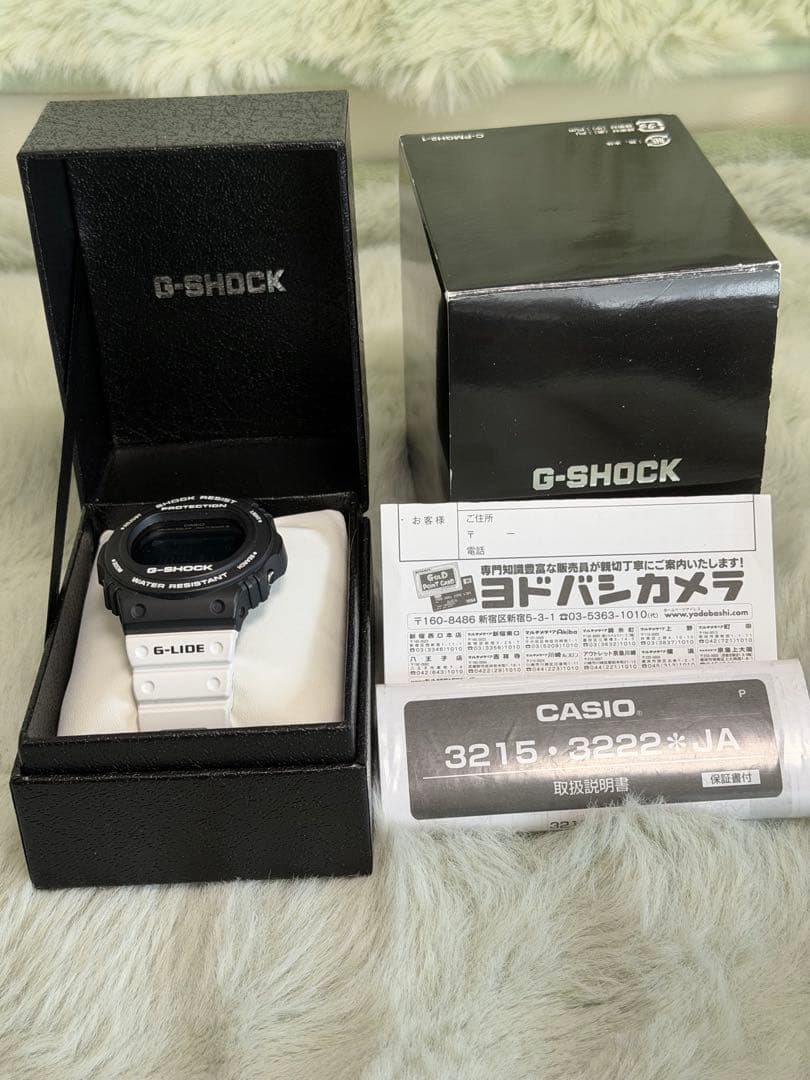 美品✨G-SHOCK G-LIDEホワイト×ブラック GWX-5700SSN