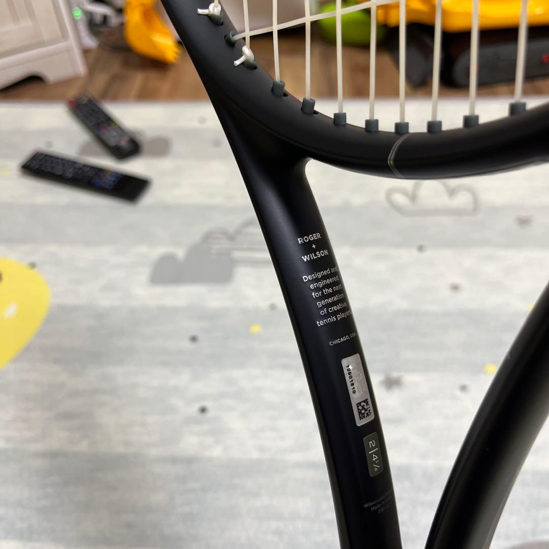 テニスラケット RF01 PRO