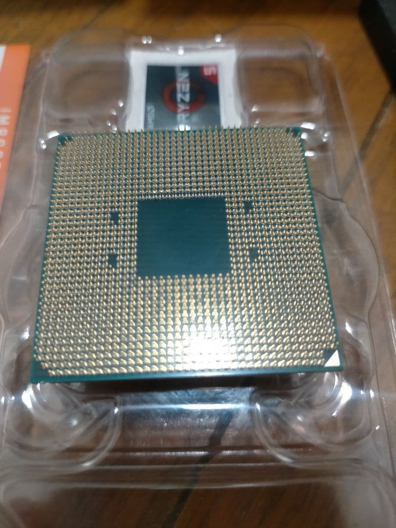 AMD Ryzen 5 3600 CPU 純正クーラー付