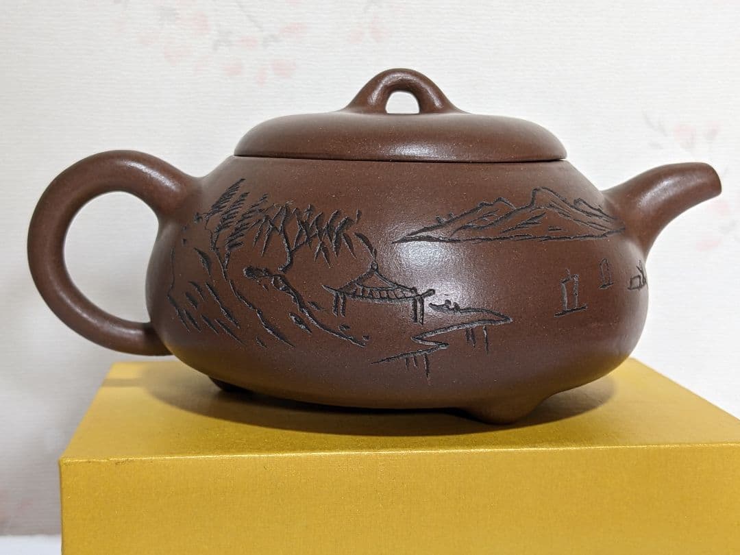 ♦中国？宜興窯 梨地 石瓢壺 漢詩 山水図 篦彫り茶壺 タタラ造り 骨董品