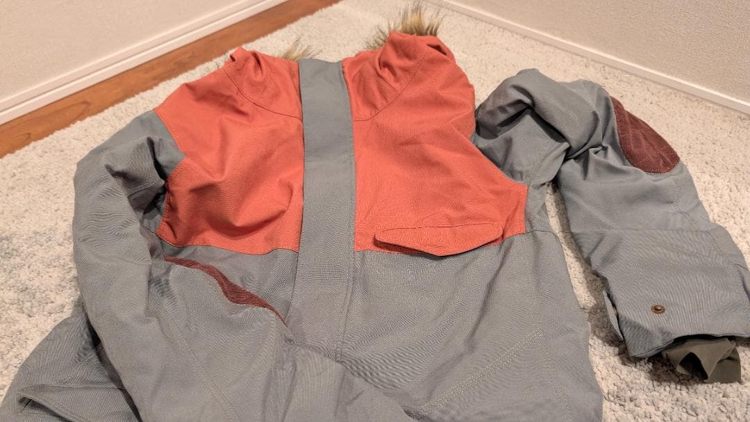 【美品・5回未満】Burton バートン スノボウェア ジャケット レディースS