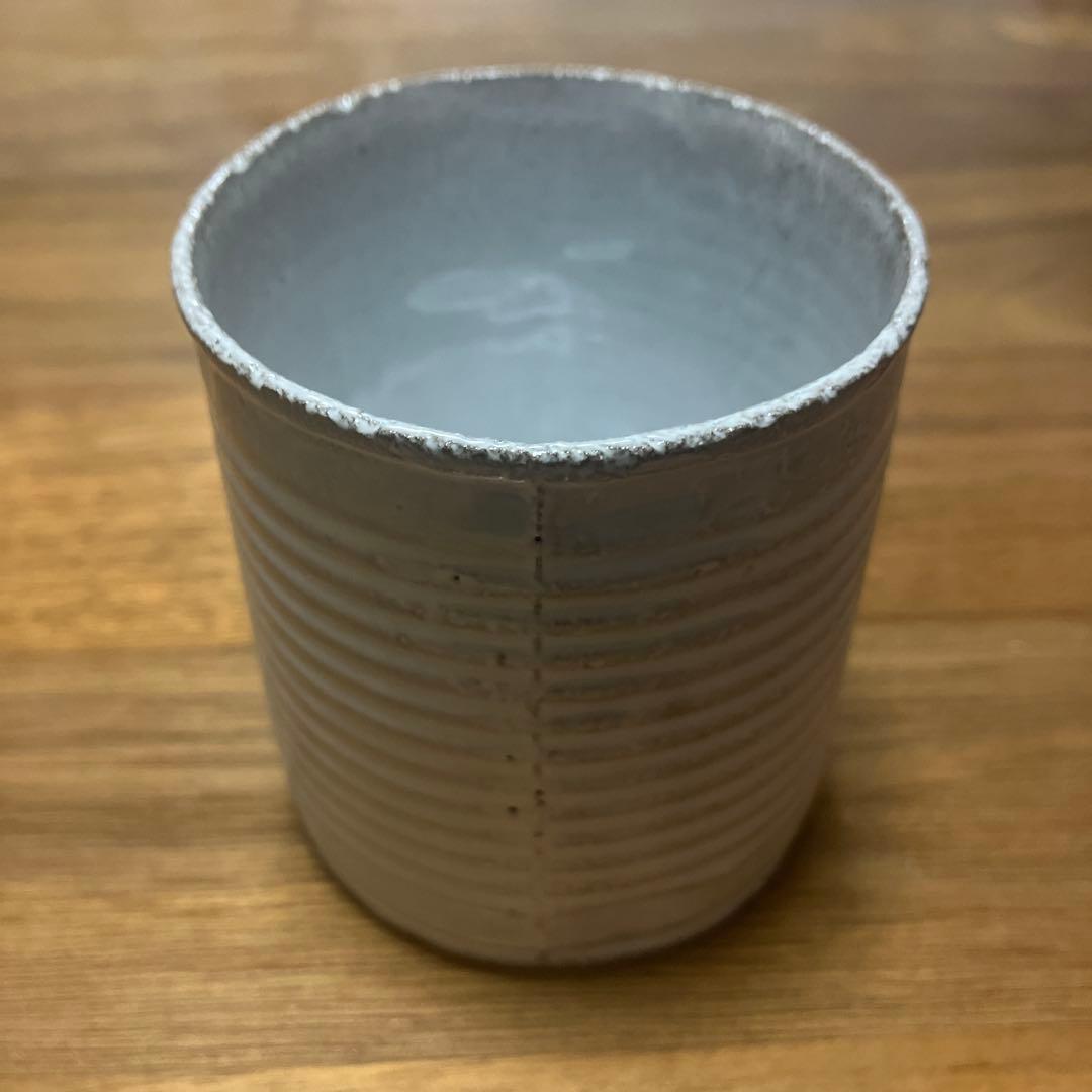 アスティエ・ド・ヴィラット フラワーベース