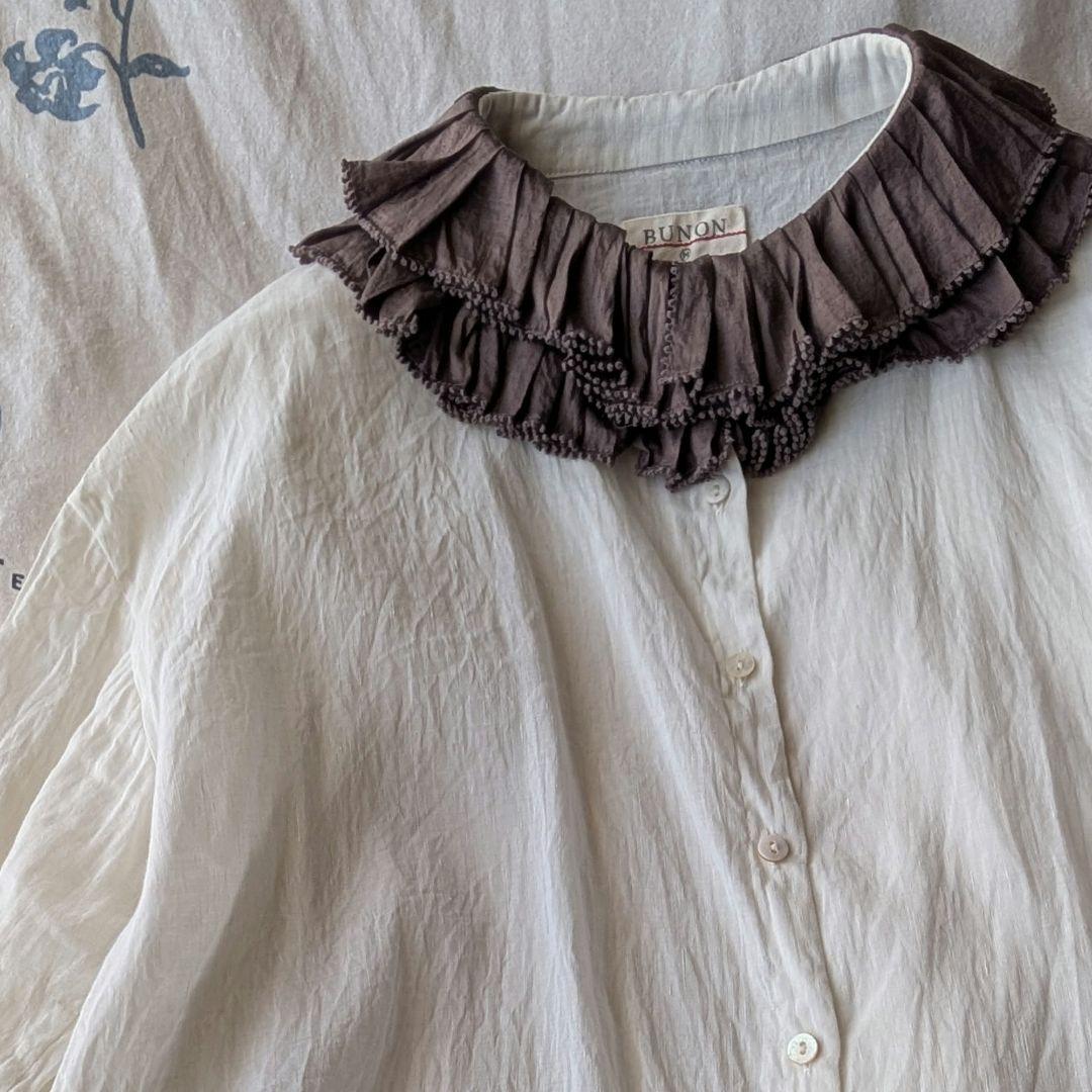 美品 ブノン BUNON フリルカラーブラウス 襟濃ブラウン