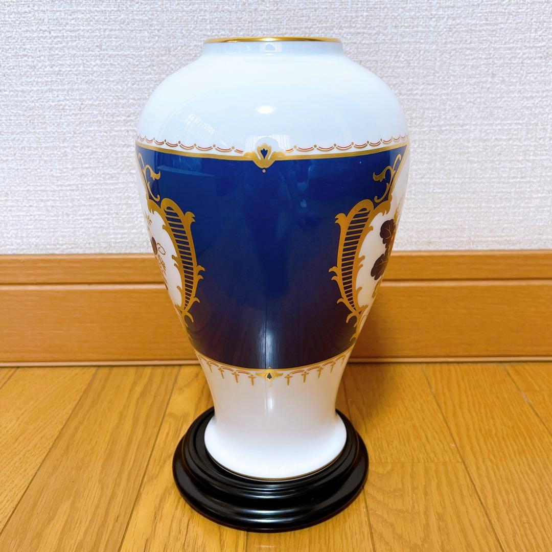 大倉陶園 即位御大禮記念 傑作品 深青地　窓絵菊花模様花瓶　限定版コレクション