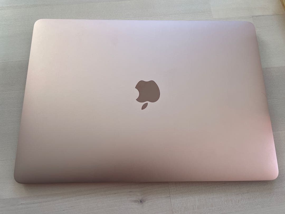 Apple MacBook Air ローズゴールド 13インチ　充電器付き