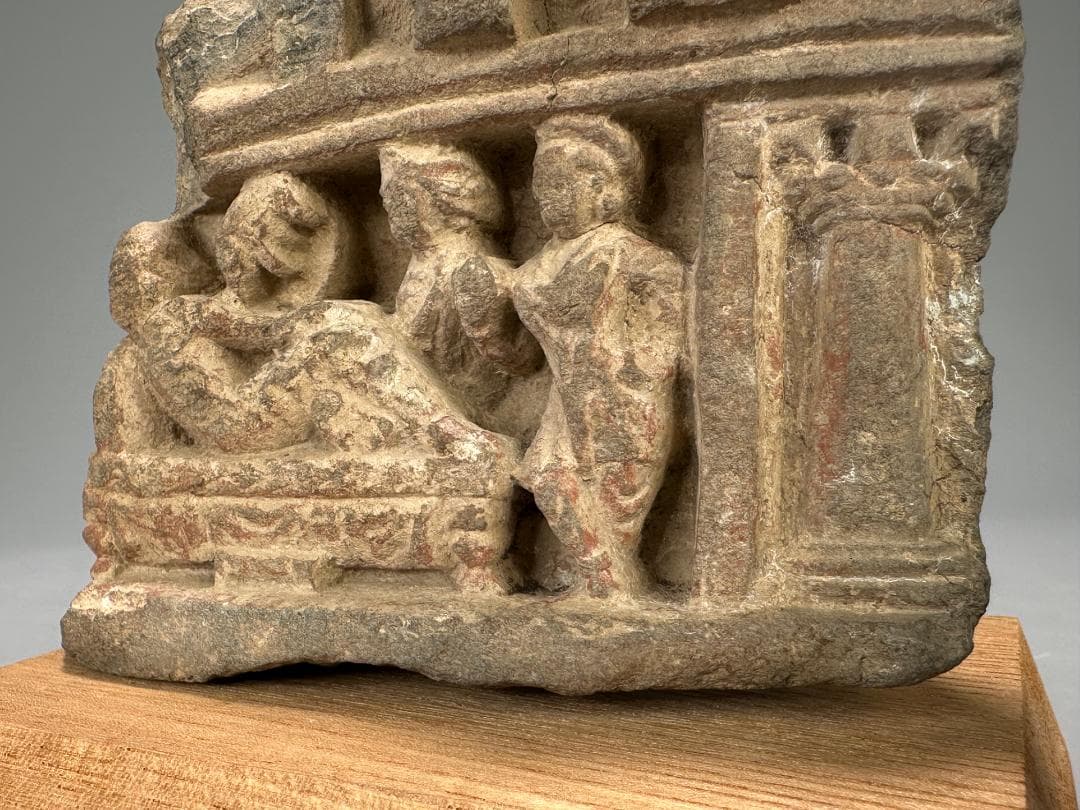 仏教美術石彫　2～3世紀陀羅　ガンダーラ　浮彫断片　仏教叙事　摩耶夢　片岩彩色痕